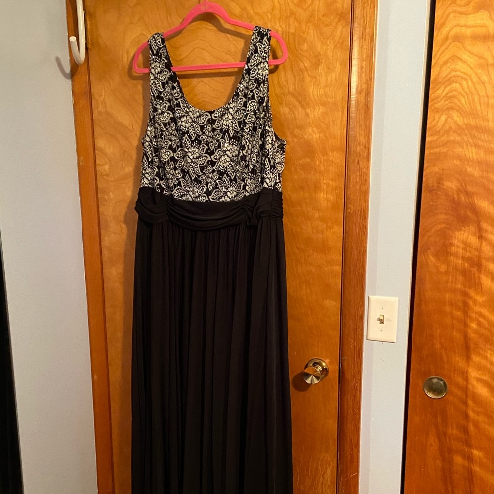 Jessica Howard Formal 20
